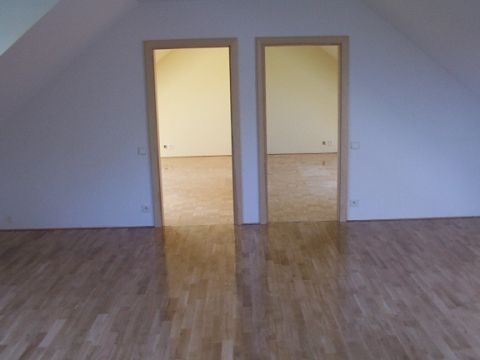 Lakované parkety - Slapy