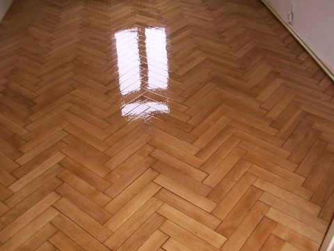 Lakování parketů - Mělník Lakování parketů - Mělník