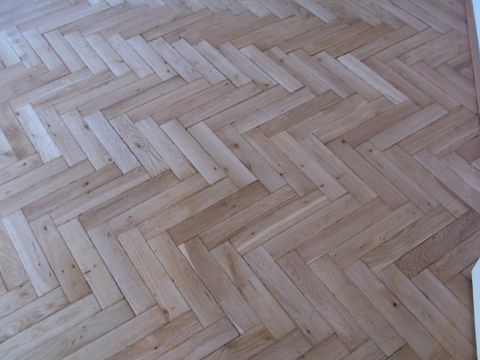 Lakování parketových podlah