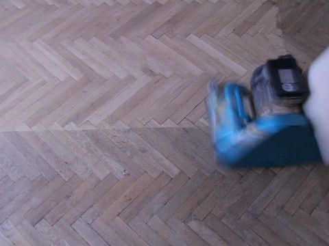 Broušení parketů v Berouně