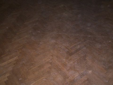 Renovace parketů v Králově Dvoře Renovace parketů v Králově Dvoře