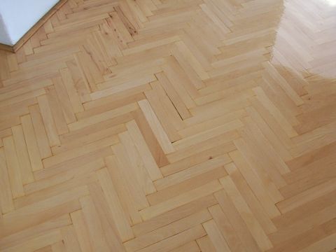 Lakování parketů v Neratovicích