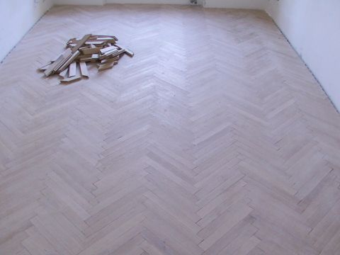 Renovované parkety v Novém Strašecí Renovované parkety v Novém Strašecí