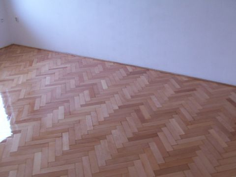 Lakování parketových podlah - Milovice